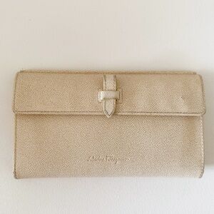 Salvatore Ferragamo Wallet Pebbled Leather Cream Casual Classic Chic Minimalist